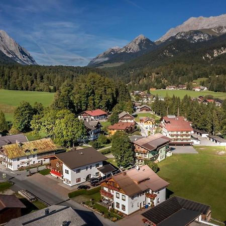 Gaestehaus Schoenberg Leutasch Buitenkant foto